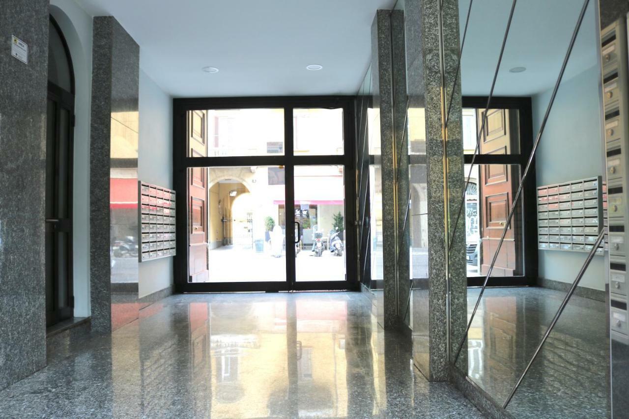 Via Vigevano - Porta Genova Milão Exterior foto